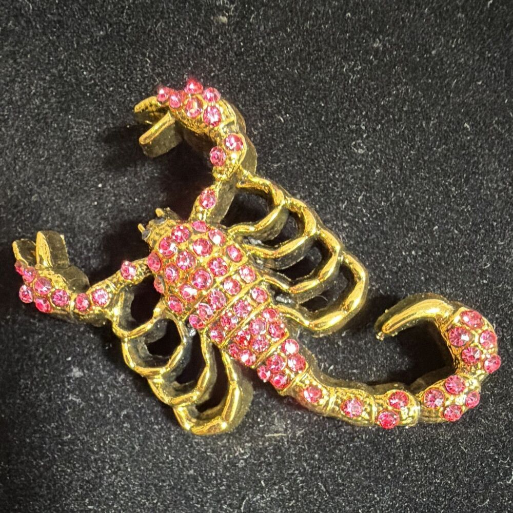 Gold Tone Pink Rhinestone Scorpion Brooch Pin Round Stones 2 in